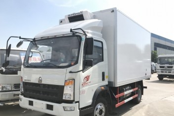 重汽豪沃冷藏車(藍(lán)牌，廂長4.0米)
